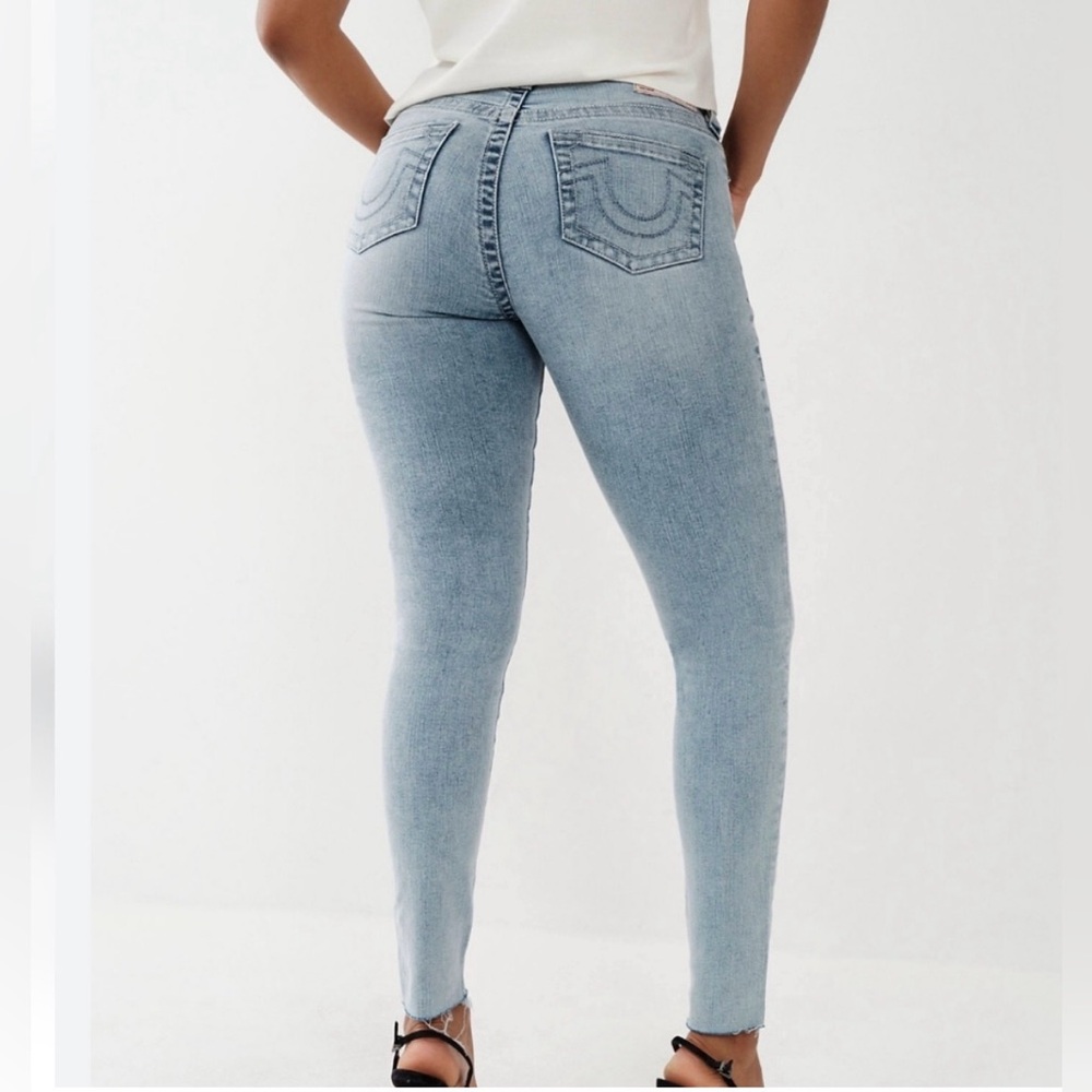 True Religion Jeannie Curvy Mid Rise Skinny Jean size 28